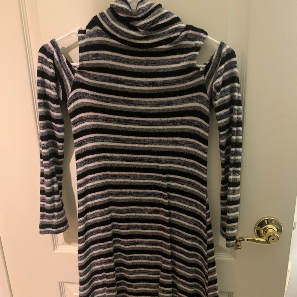 American Eagle Off the Shoulder Dress